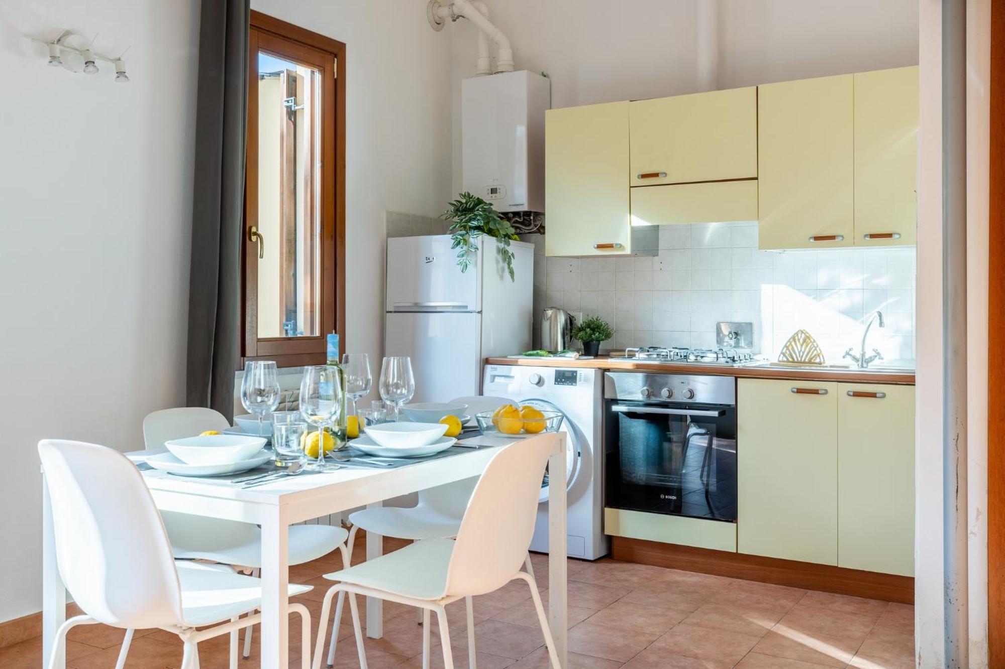 Four Shades Of Pisa Apartments Exterior foto